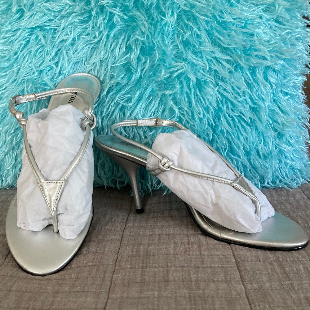 Hand Made in Brazil Thong Sandal w Buckle Strap - Picture 12 of 12
